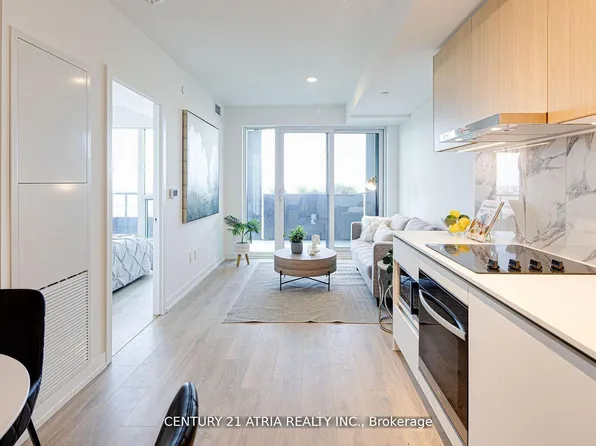 1100 Sheppard Ave W #822, Toronto, ON M3K 0E4