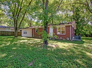 103 Green Meadow Dr, Gallatin, TN 37066
