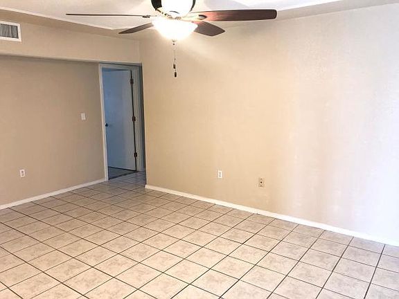 4th image of 9371 Richardson Dr