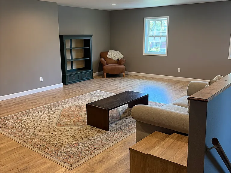 1708 Hawthorne Ave — Photo 15