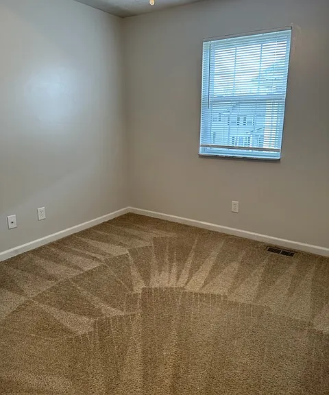 Sleepy Hollow Townhomes — Photo 16