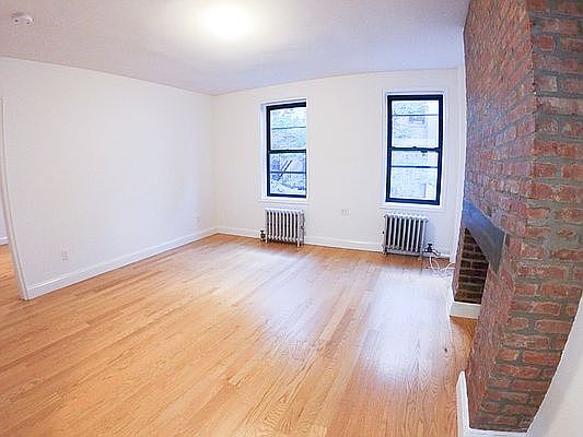 4th image of 135 Avenue A #2H