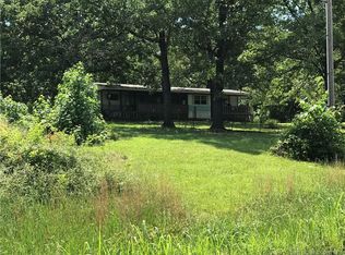 1322 State Rd W, Sunrise Beach, MO 65786