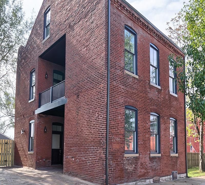 northeast facade