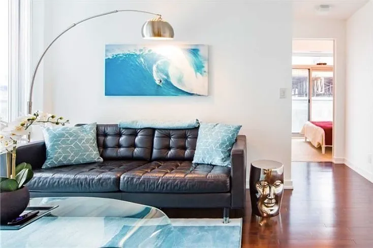 2 bed, 800 sqft, $3,990 — Photo 1