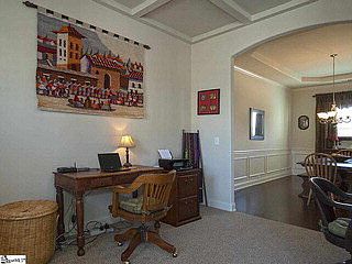 4th image of 235 Abbey Gardens Ln