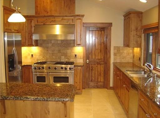 4th image of 838 Rosewood Cir #12