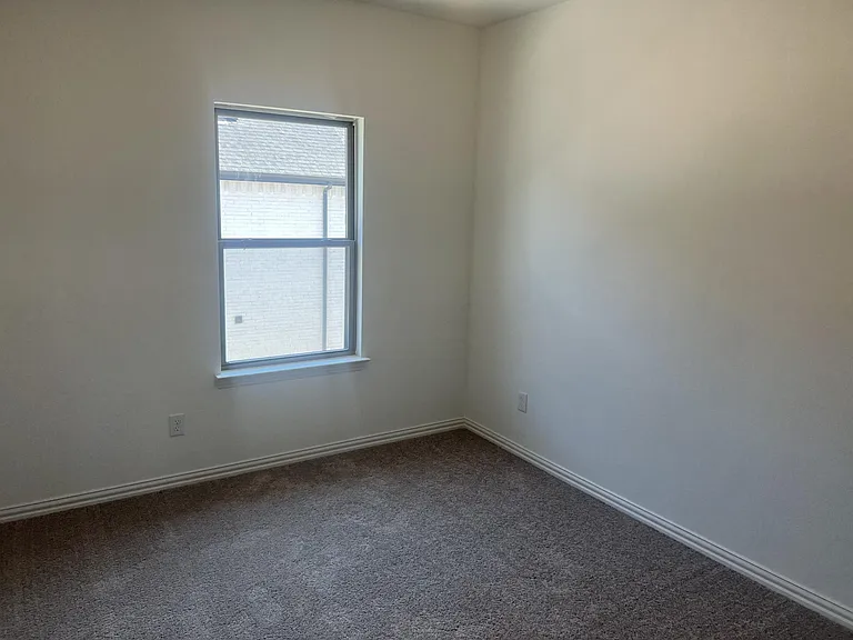 4512 Ward St — Photo 15