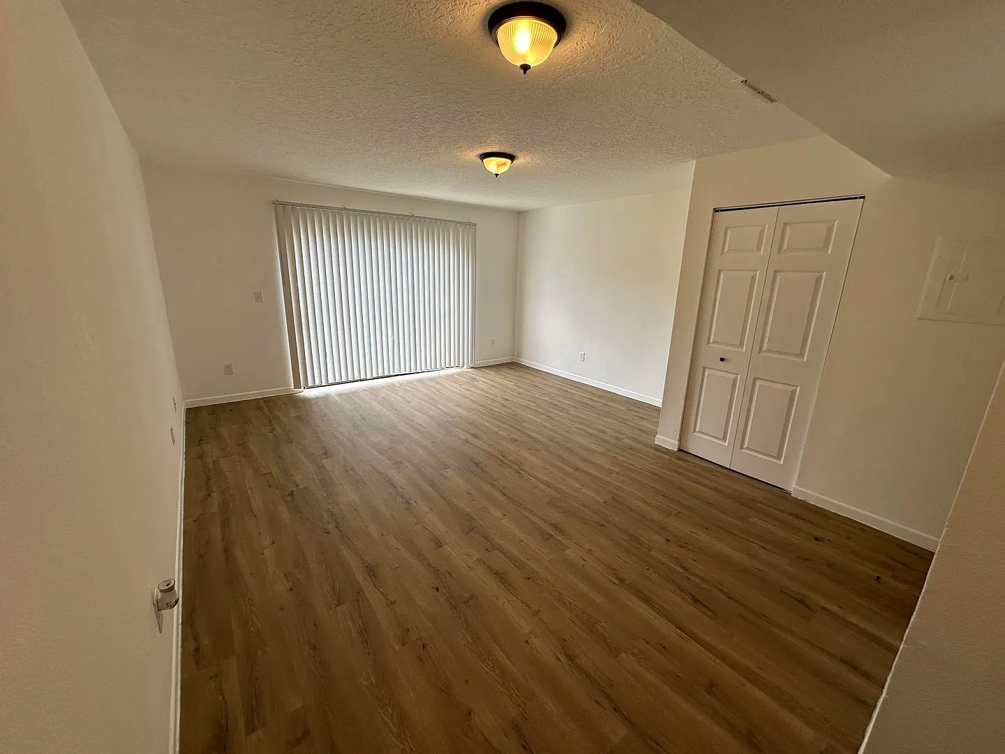 Wonderful 2 bedroom/2 bath Townhome near UCF — Photo 3