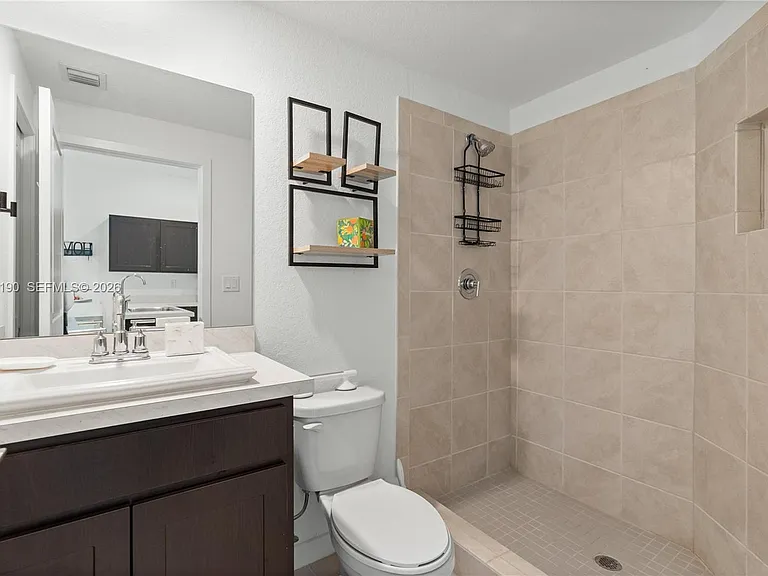 1385 NW 208th Ter #1385 — Photo 18