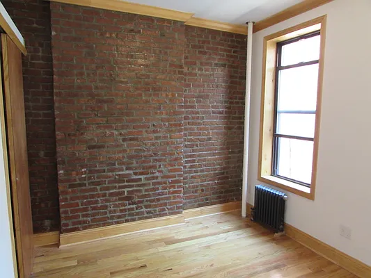 Rented by Majesty Management | media 19