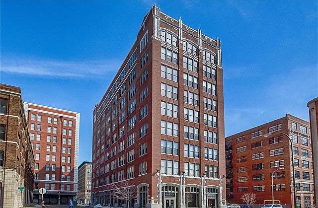 1st image of 1627-1629 Locust St #704