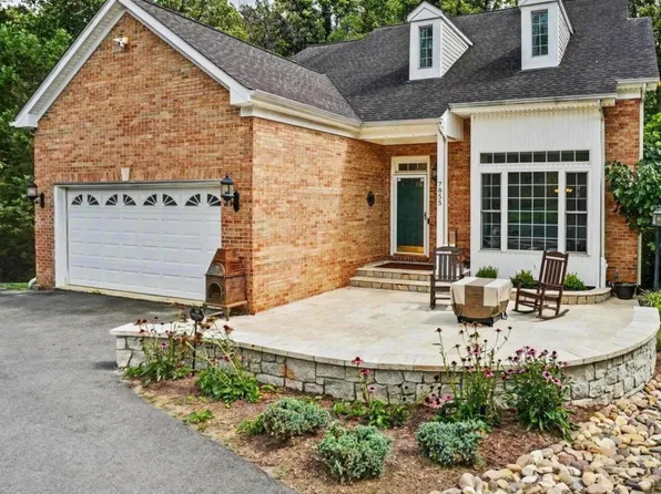 7855 Waller Dr, Manassas, VA 20111
