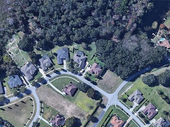 3rd image of 16500 Magnolia Terrace Blvd