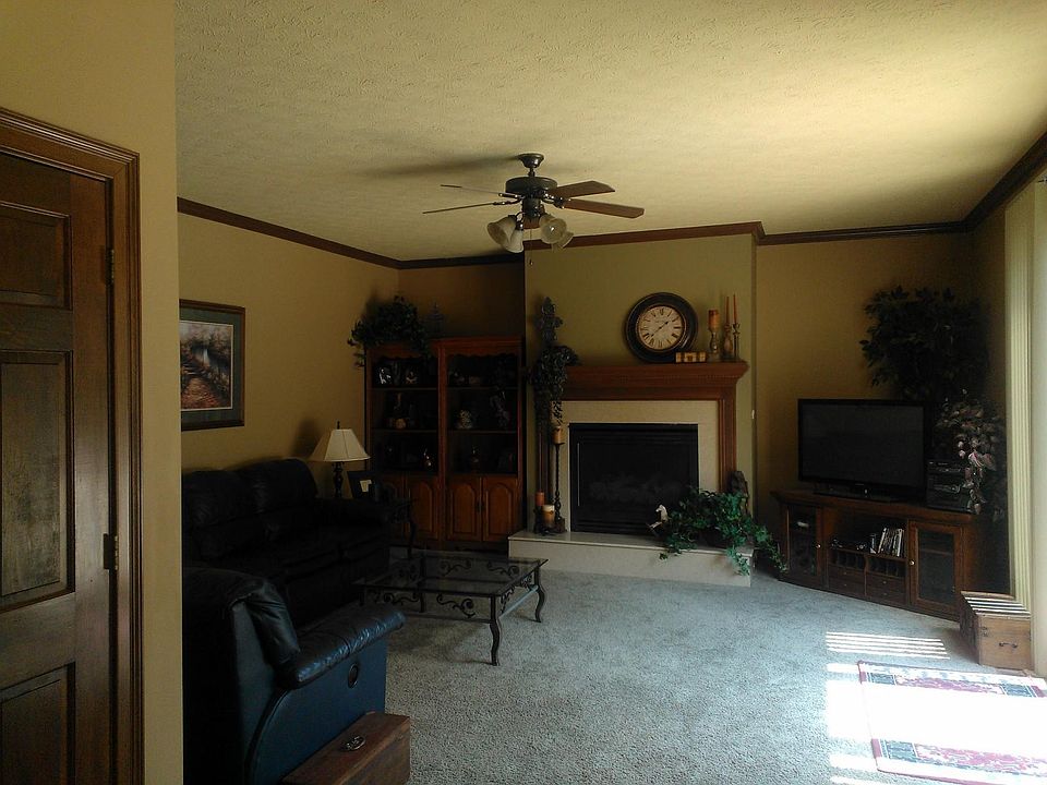 2nd image of 4485 Willow Wind Ct