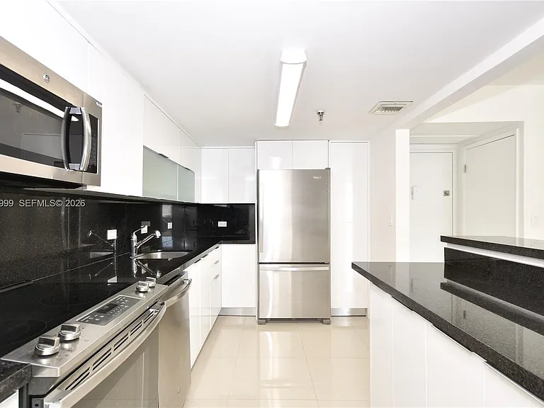 20505 E Country Club Dr #237 — Photo 4