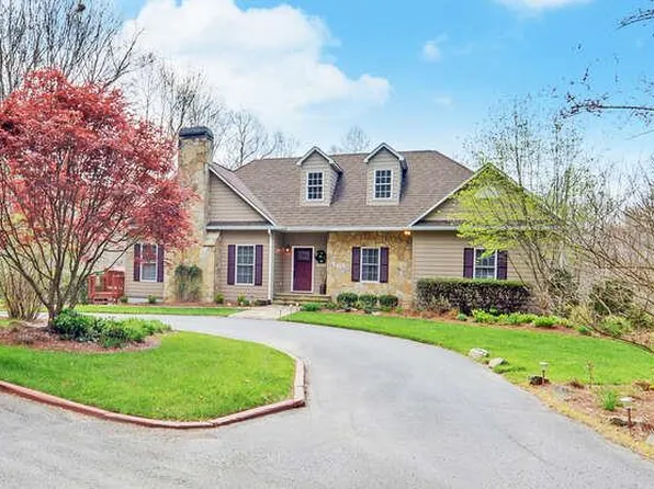5122 Summer Wood Ln, Young Harris, GA 30582