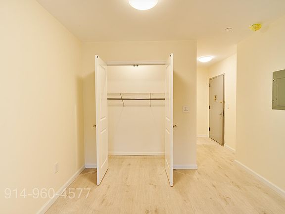 5th image of 3823 Carpenter Ave APT 2C