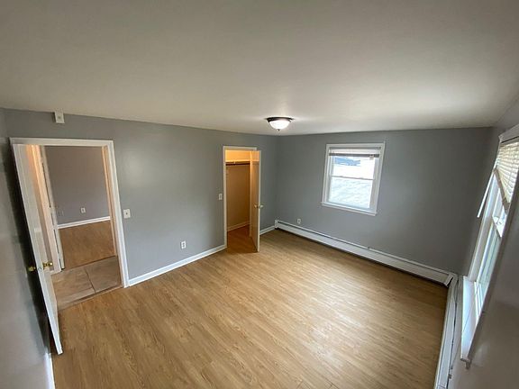 5th image of 11 Allen Ave APT 9