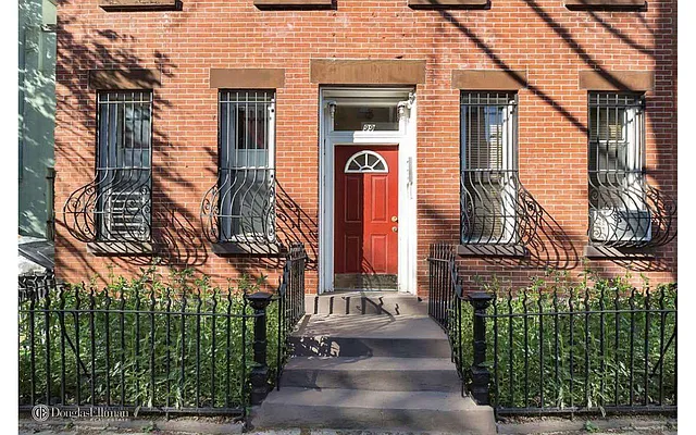 Rented by Douglas Elliman | media 44