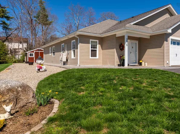 376 Glen Allan Dr, Bridgewater, NS B4V 9C1