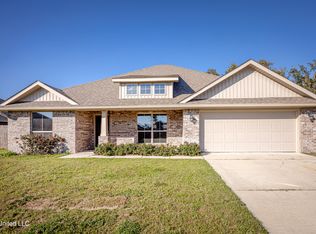 137 Oystercatcher Cv, Ocean Springs, MS 39564