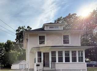 35 West St, Cromwell, CT 06416