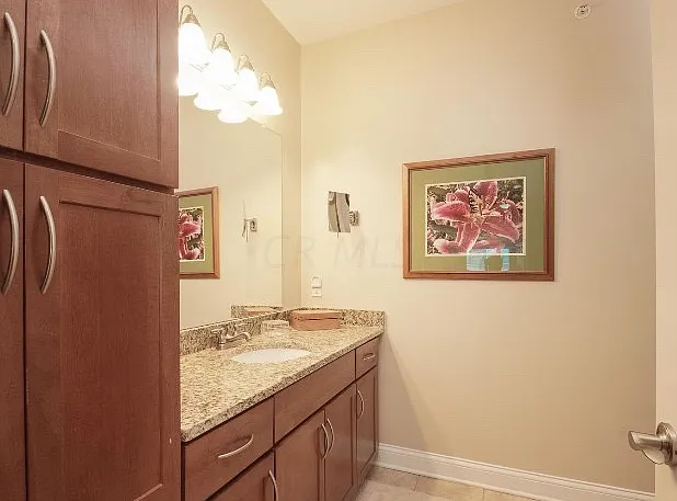 936 Perry St #214 — Photo 8