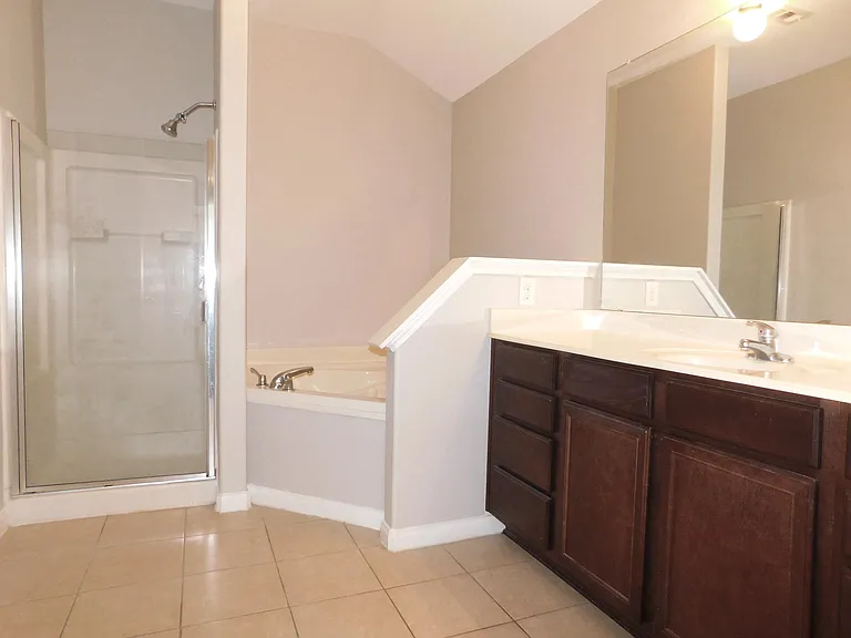 101 Kincaid Dr — Photo 13