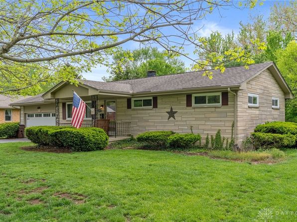 4195 N Linda Dr, Bellbrook, OH 45305