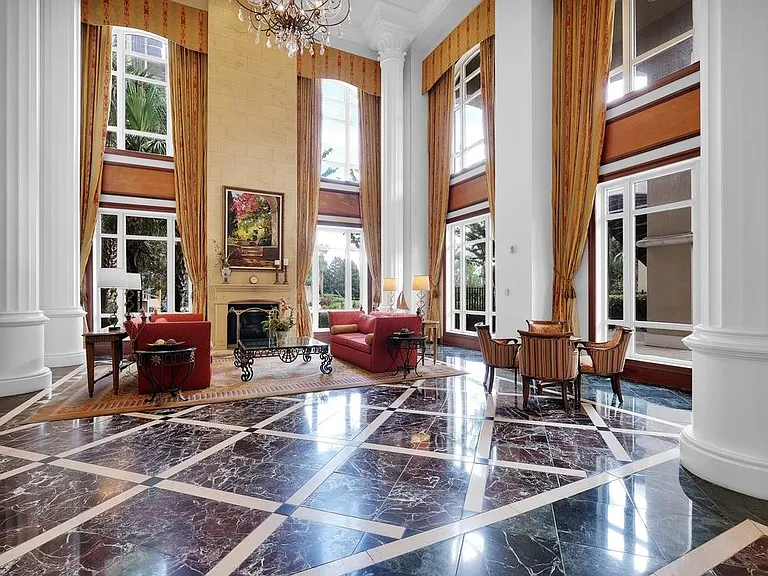 400 E Bay St #Penthouse 4 — Photo 40