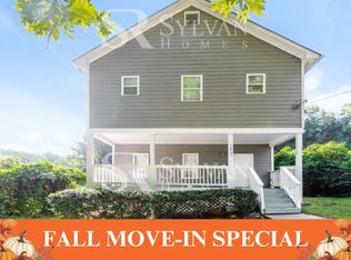 1055 Ada Ave NW, Atlanta, GA 30318