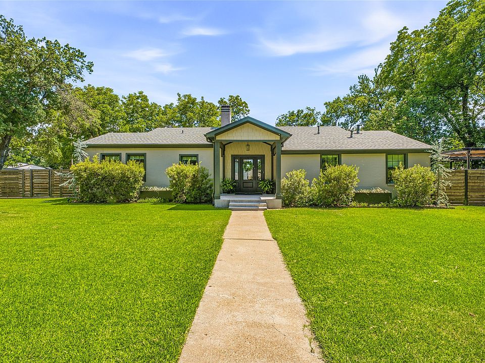 1st image of 912 Calaveras St