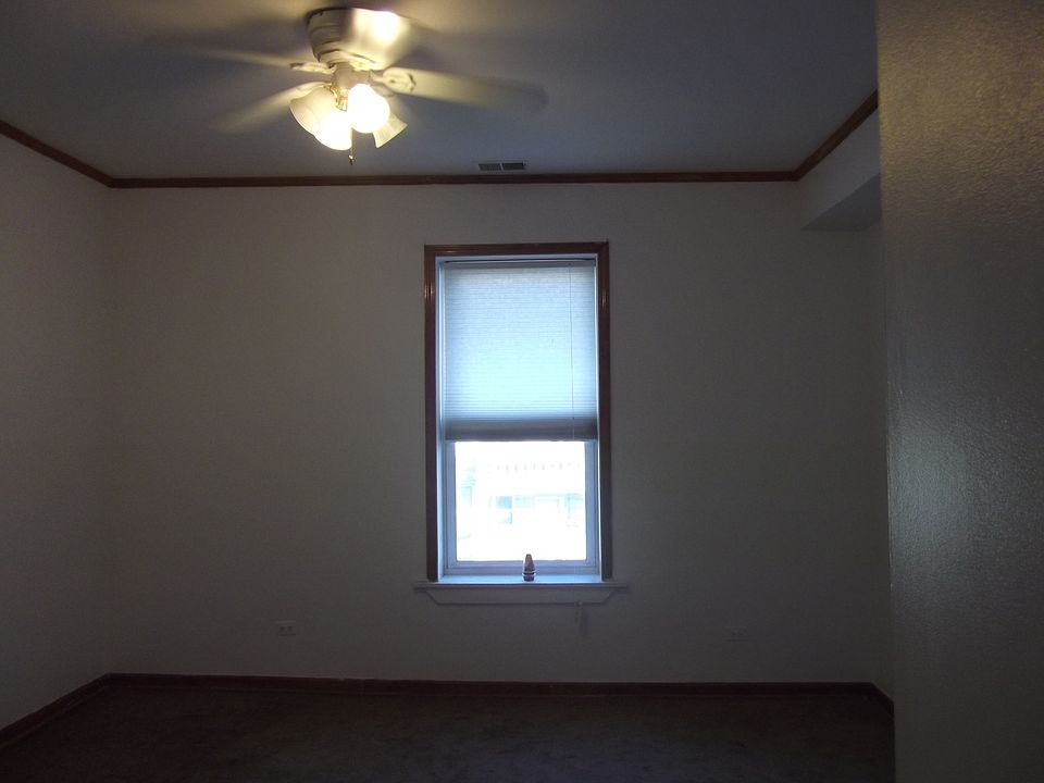 1st image of 422 S Homan Ave #2