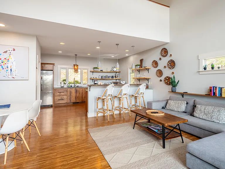 33 Silver Spoon Dr — Photo 13