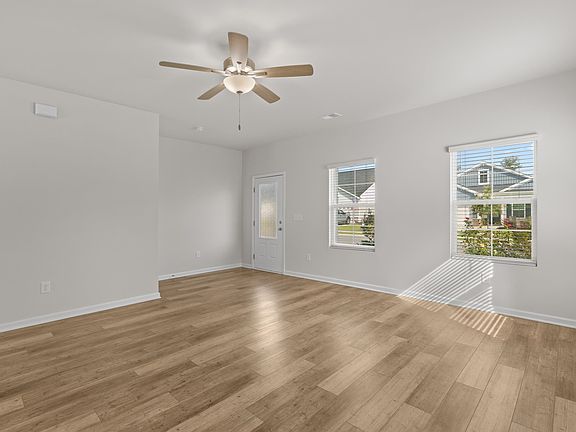 5th image of 1318 Boswell Ct.