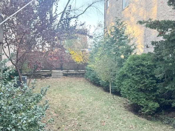 3307 S Lowe Ave, Chicago, IL 60616