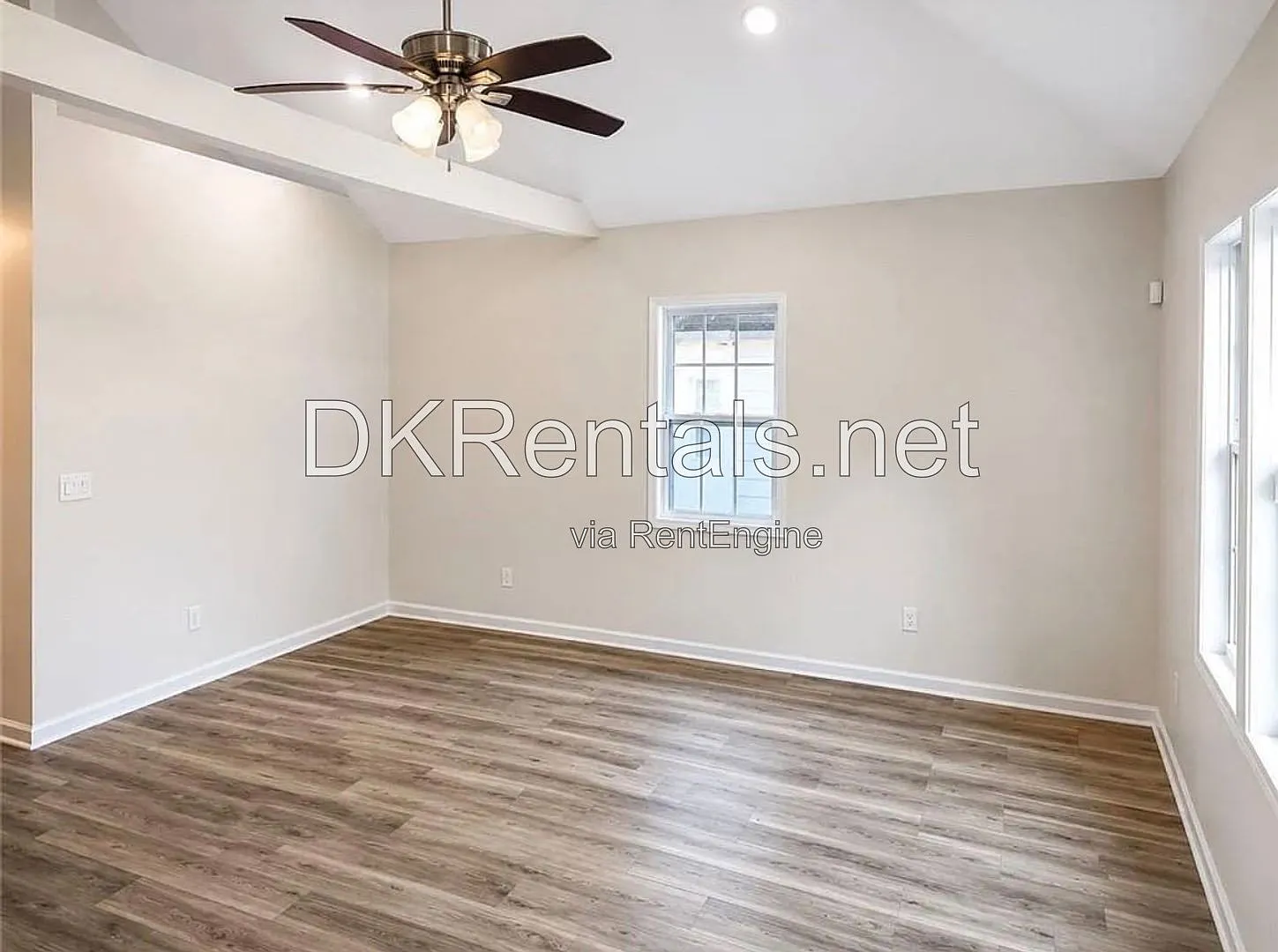 3 bed, 2.0 bath, 1137 sqft, $1,850 — Photo 4