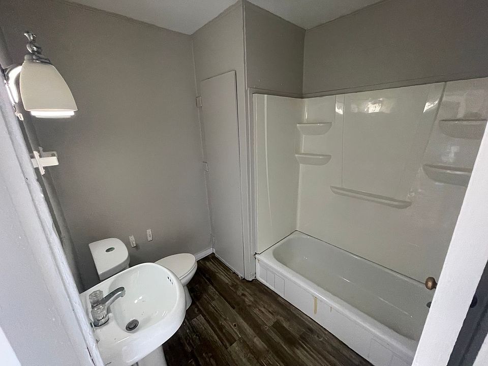 1st image of 2045 N Maplewood Ave