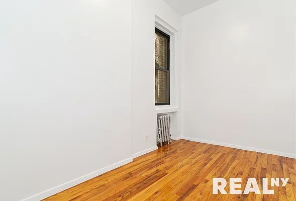Rented by REAL New York | media 9