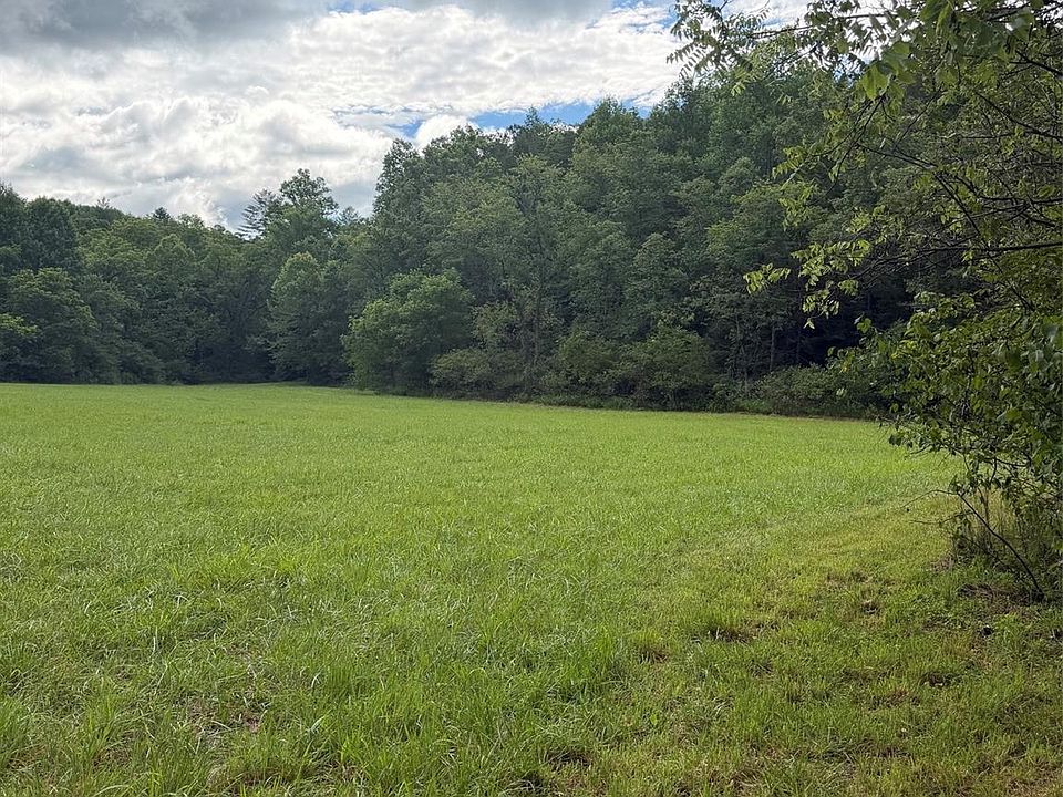 1st image of 11 Parker Padgett Rd