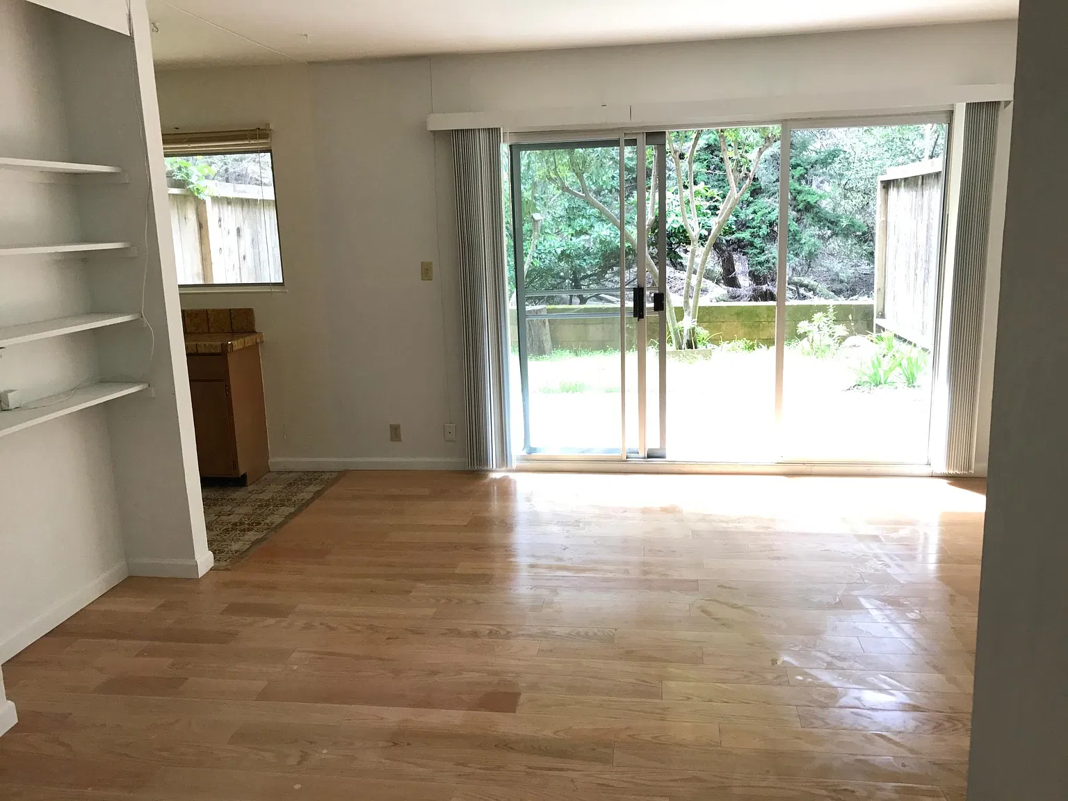 Studio, 500 sqft, $1,999 — Photo 4