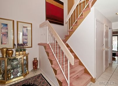 2nd image of 21 Maple Run Dr #21