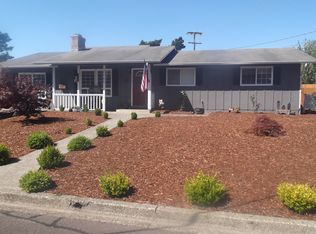 1765 W Park Dr, Florence, OR 97439