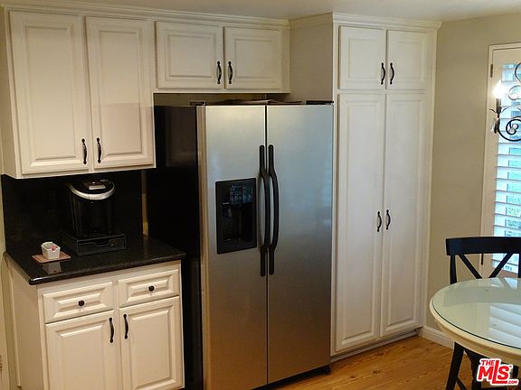5th image of 27135 Waterford Dr