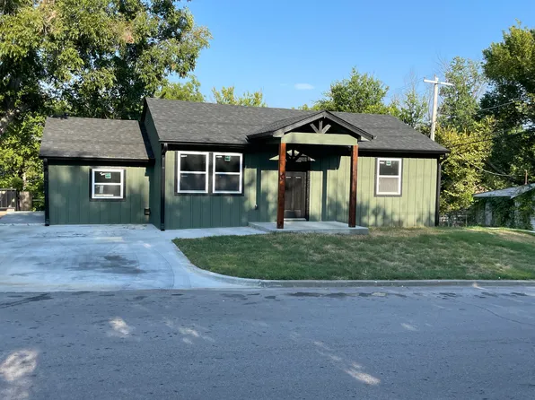 511 N Maple St, Bristow, OK 74010