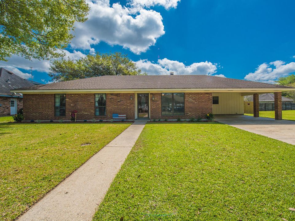 1st image of 1616 Southwood Dr