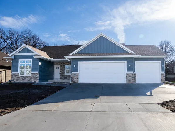 4236 Castlemoor Dr, Janesville, WI 53546