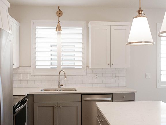 5th image of 4003 S Jackson Dr #47