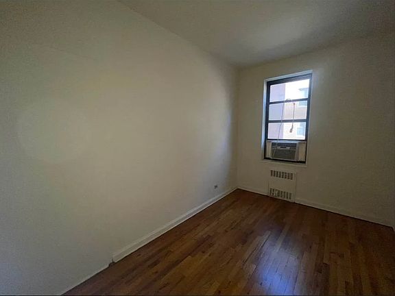 5th image of 7410 35th Ave APT 104E